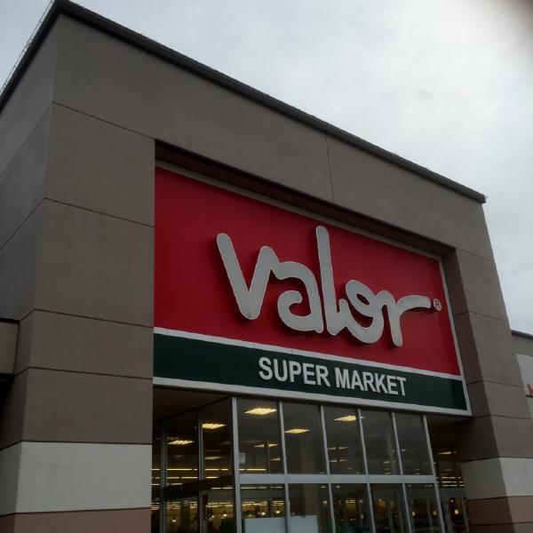 スーパーマーケットバロー（城山店）